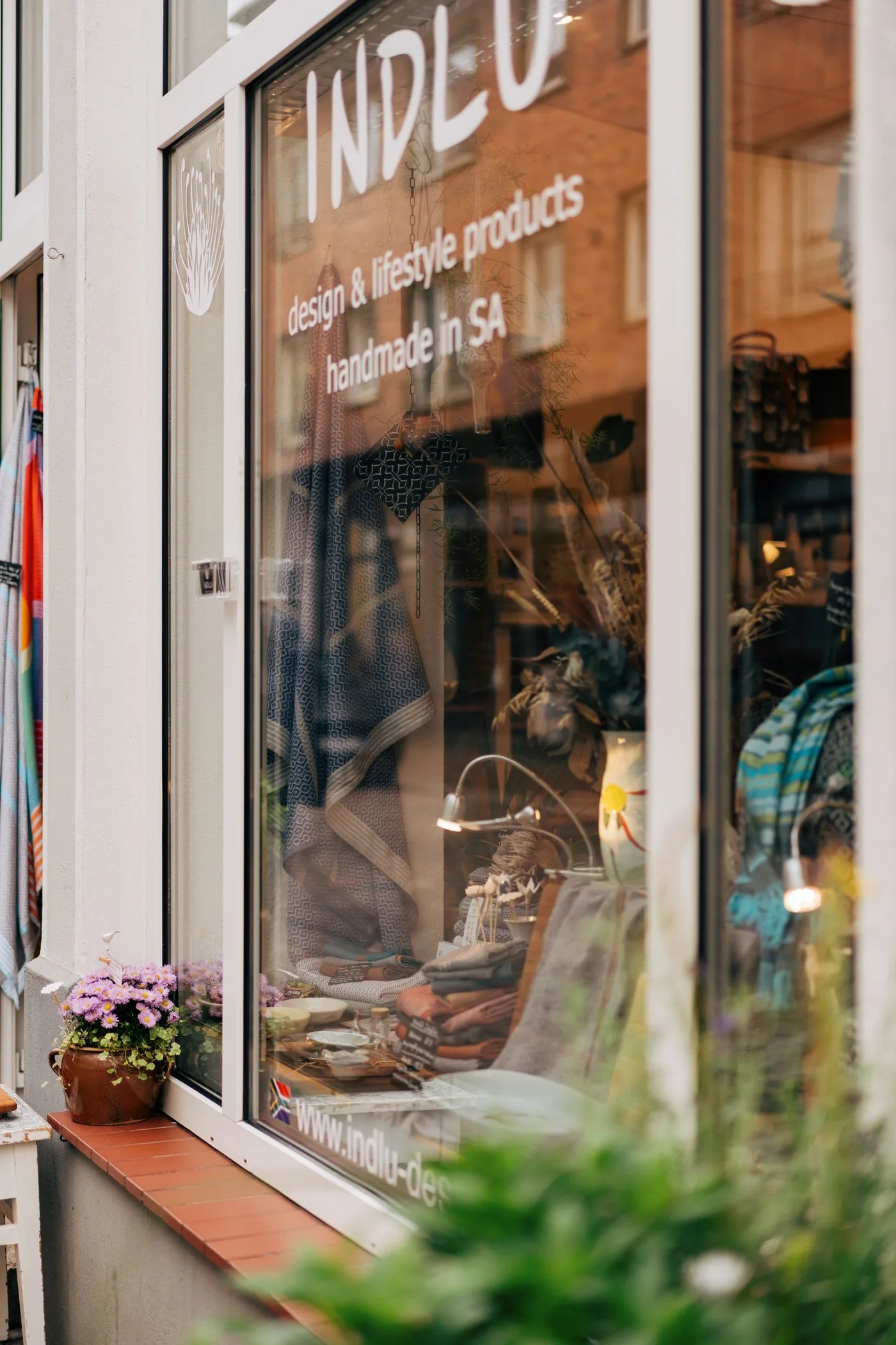 Schaufenster mit einer Produktauslage